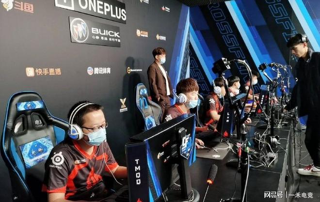 需要从多方 需要从多方